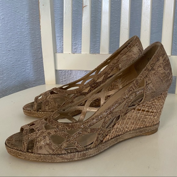 Stuart Weitzman Hurdle Peep Toe Wedge Sandal - Picture 2 of 11